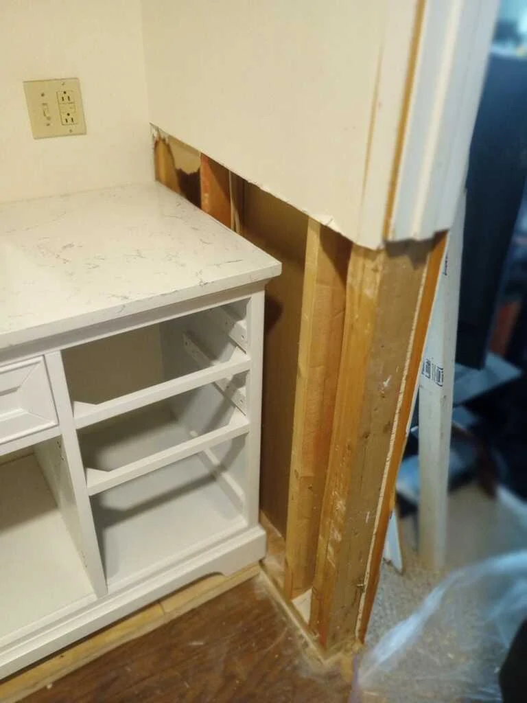 Built-in shelving detail